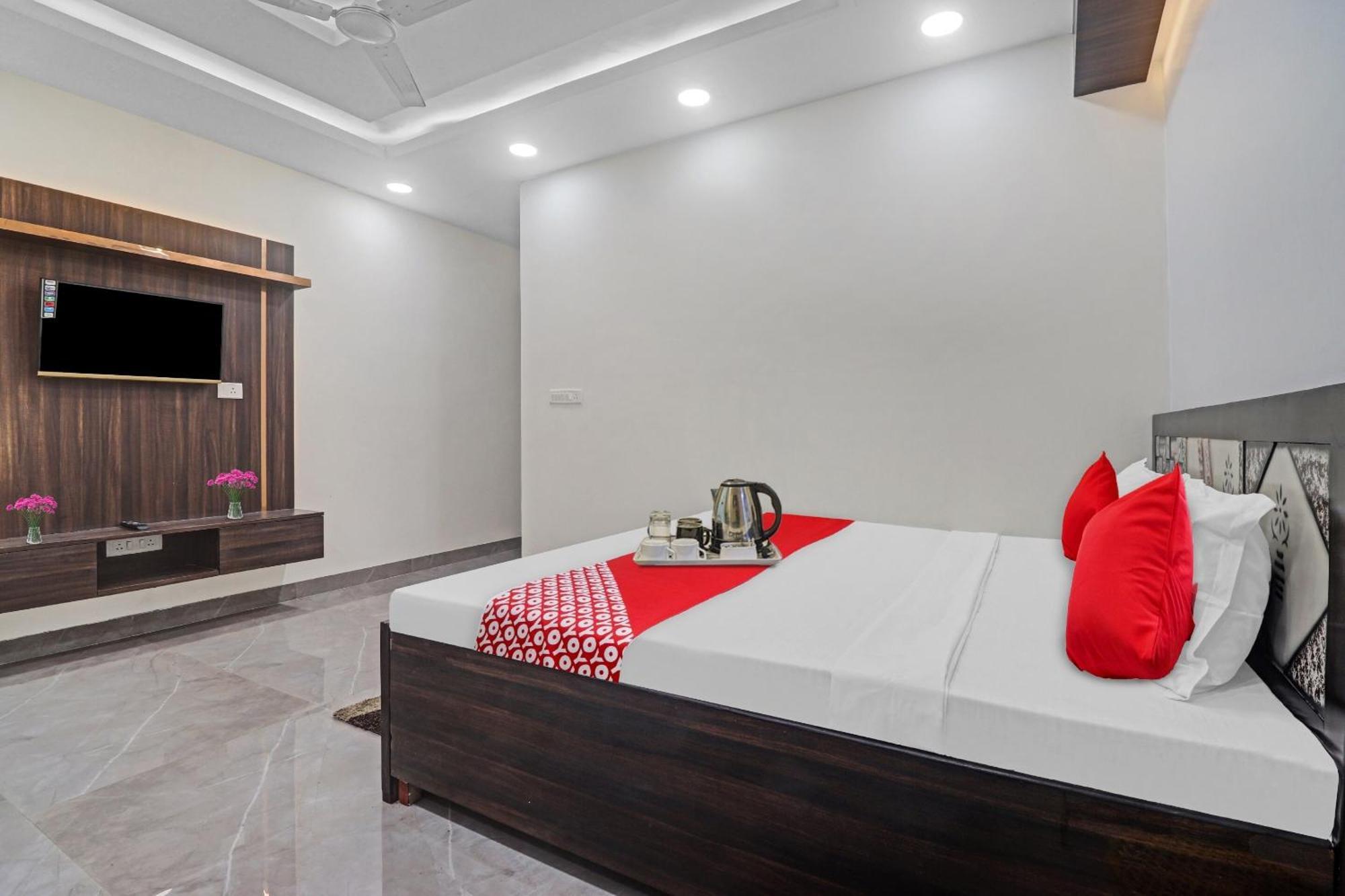 Hotel O Amazing Guest House Ню Делхи Екстериор снимка