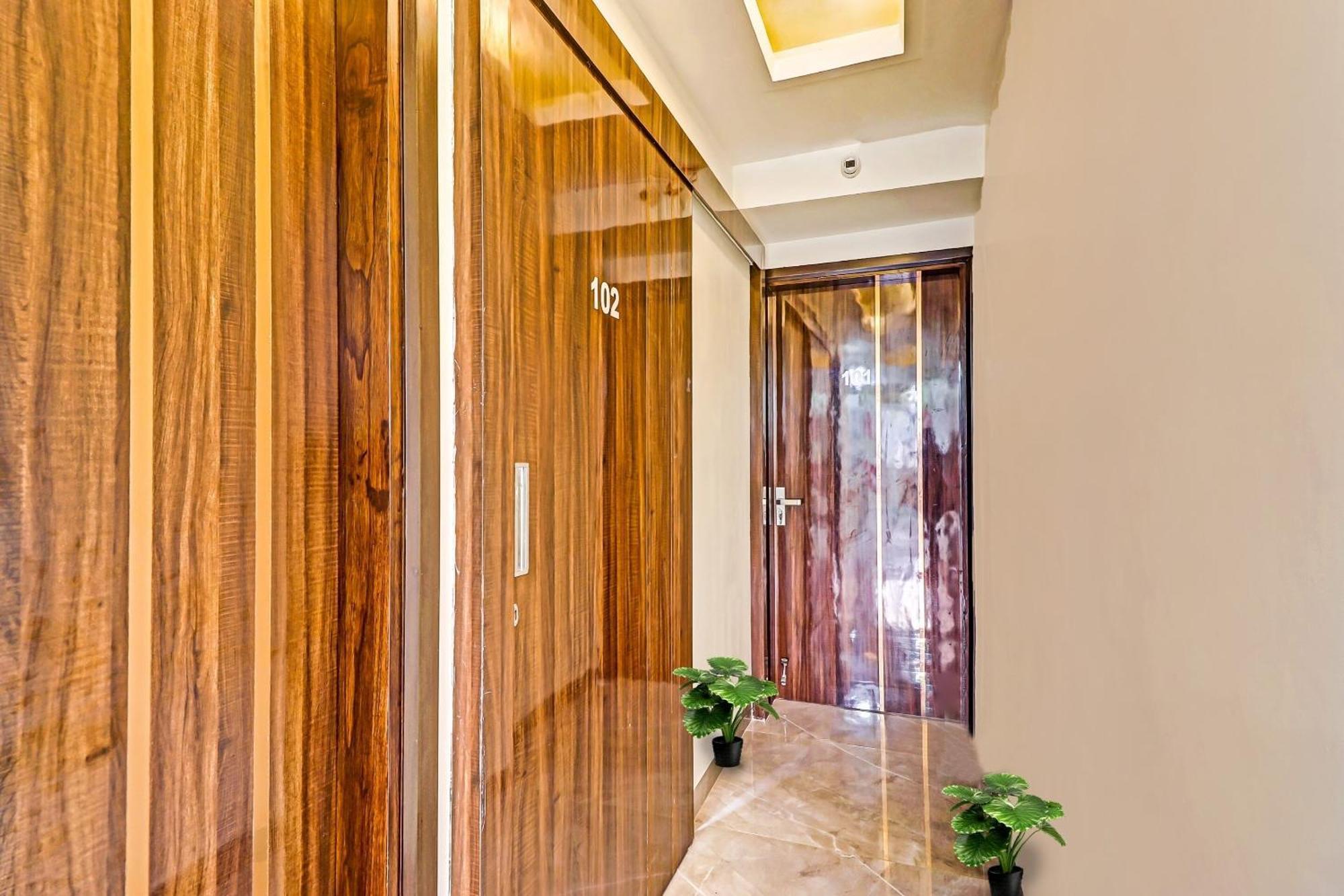 Hotel O Amazing Guest House Ню Делхи Екстериор снимка